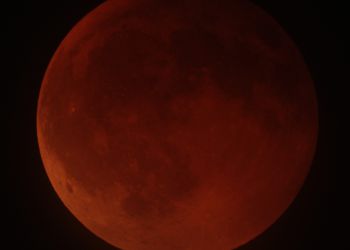 Der verfinsterte Mond um 20:41 Uhr